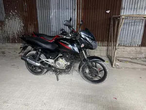 বাজাজ পালসার ১৫০ ২০১৩ কালো