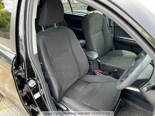 Toyota Corolla Fielder 1.5 Hybrid FWD 2021 Black