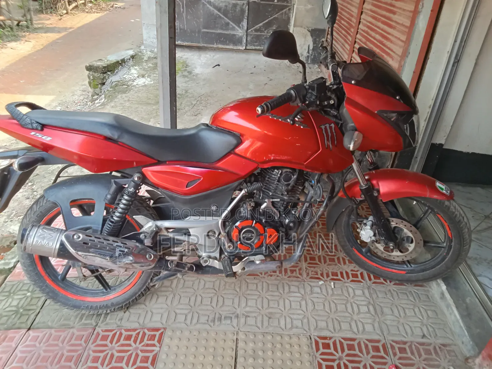 Bajaj Pulsar 150 2011 Red