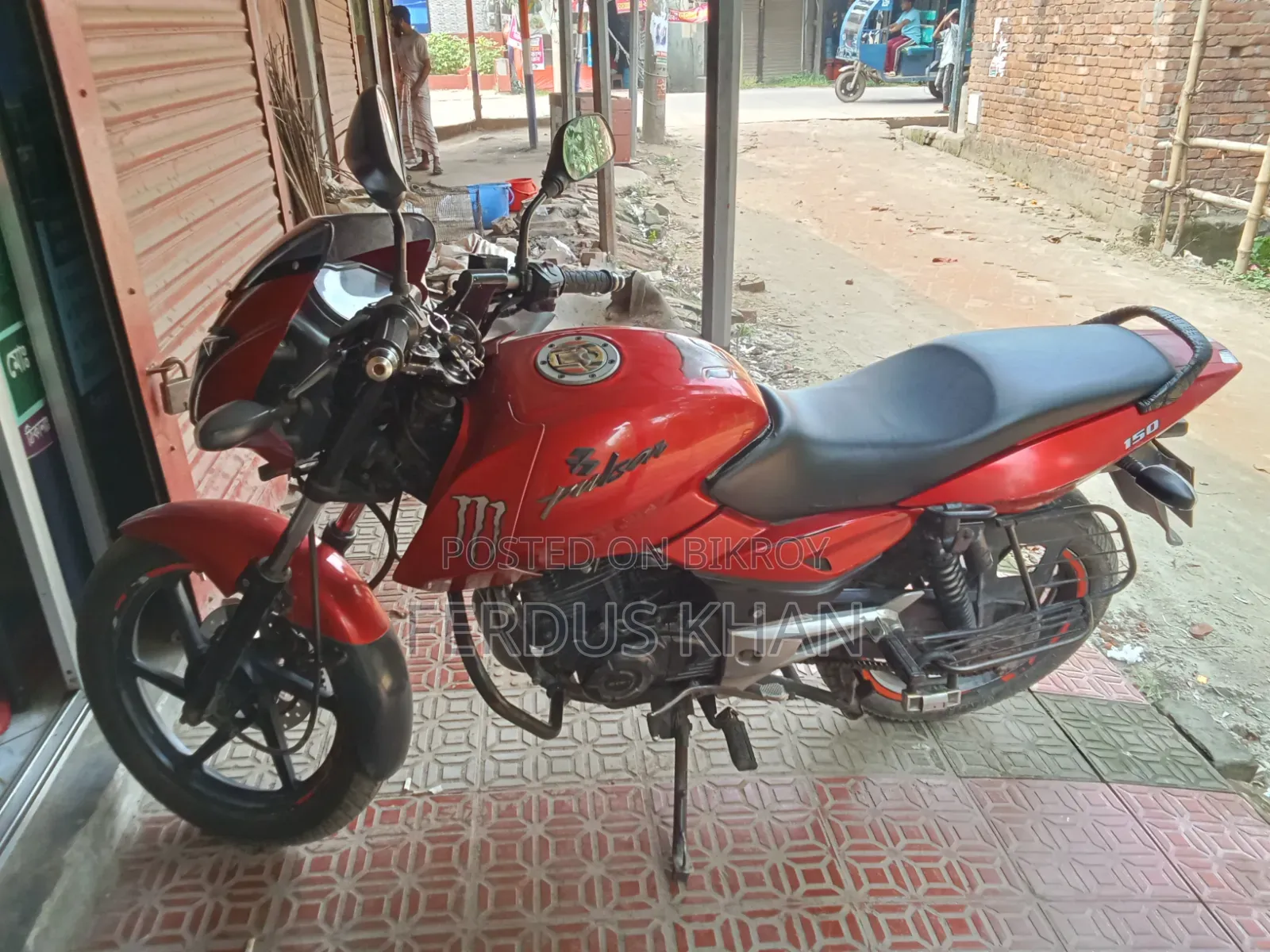 Bajaj Pulsar 150 2011 Red