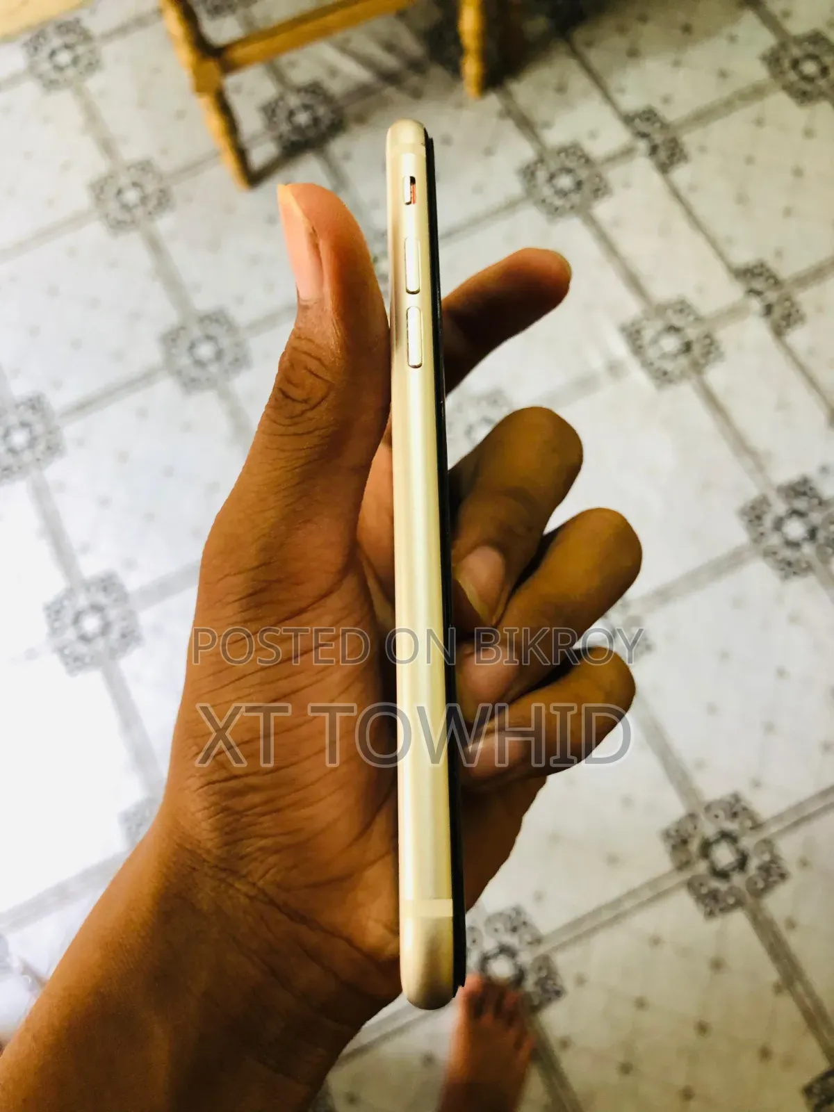 Apple iPhone SE (2020) 64 GB White