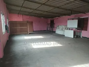 1,000 Square Foot Floor for Rent
