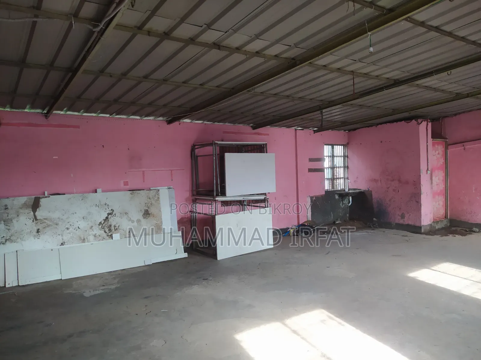 1,000 Square Foot Floor for Rent