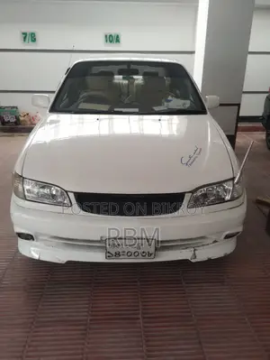 টয়োটা করোলা অটোমেটিক ১৯৯৯ পার্ল