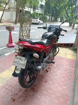 বাজাজ পালসার ১৫০ ২০১৫ রেড