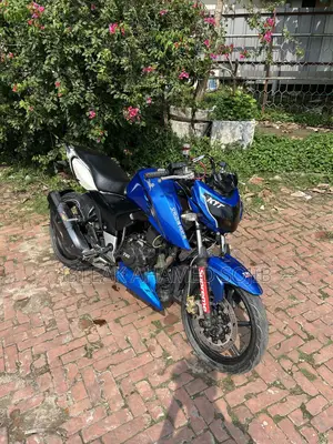 TVS Apache 160 4V 2018 Blue