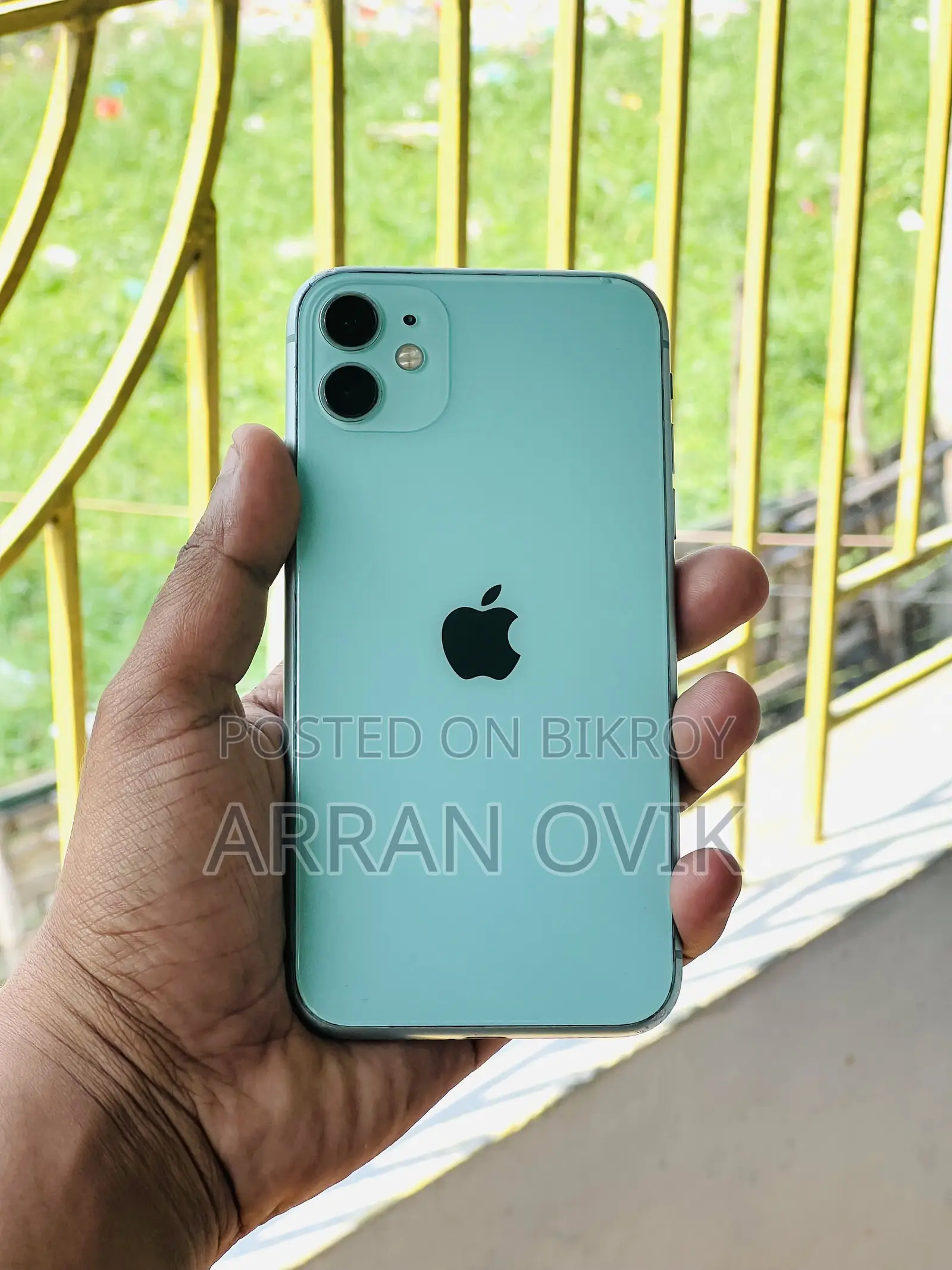 Apple iPhone 11 64 GB Green