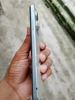 Infinix Hot 50i 128 GB White