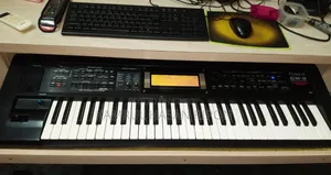 Roland Gw-8 Keyboard)