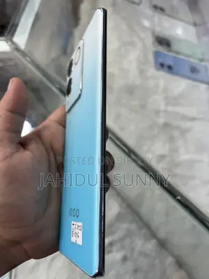 iQOO 128 GB