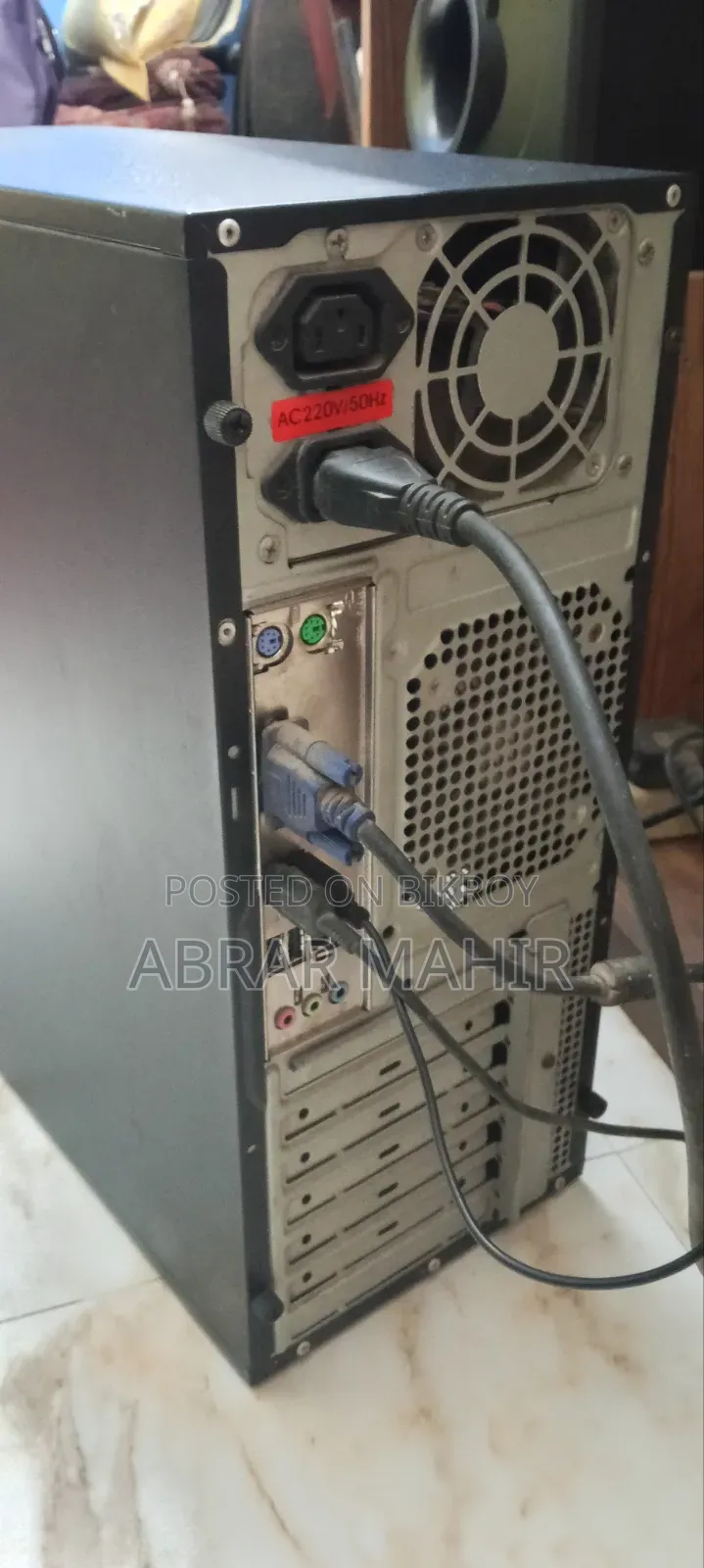 Desktop Computer 4GB Intel Core i3 HDD+SSD 500GB