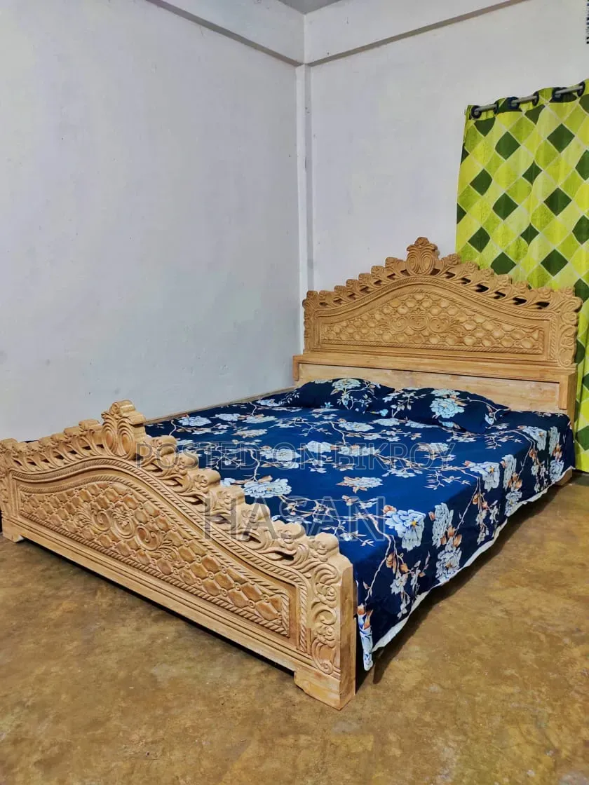 Bed for Sale 6/7 Feet