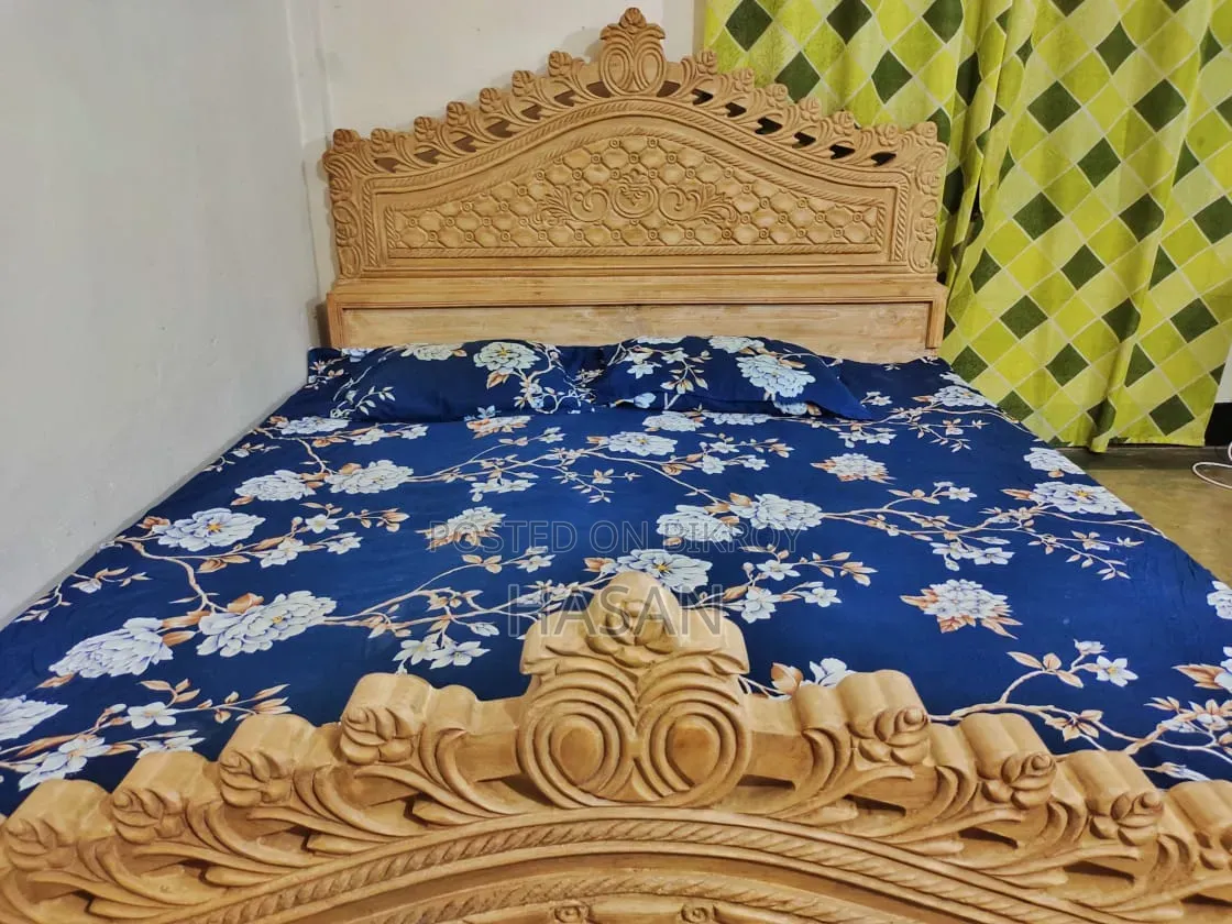 Bed for Sale 6/7 Feet
