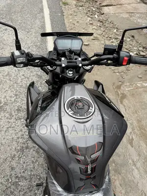 Hero Xtreme 125R 2025 Black