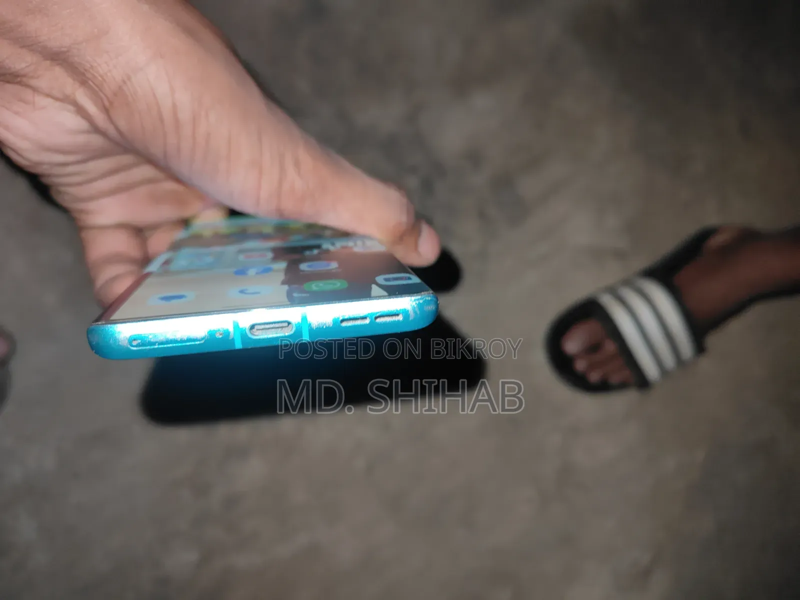মটোরোলা এজ ৫০ প্রো ২৫৬ জিবি ব্লু