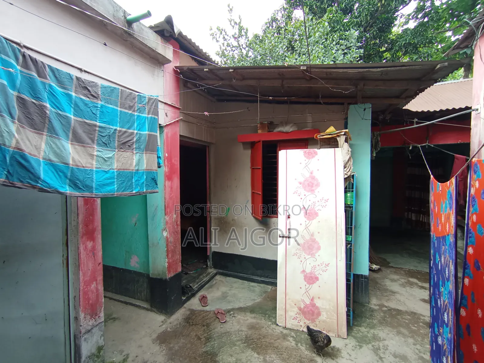 ১৪ বেডরুমের বাড়ি সাভারে বিক্রির জন্য, জমি বিক্রি ৪০ হাজার