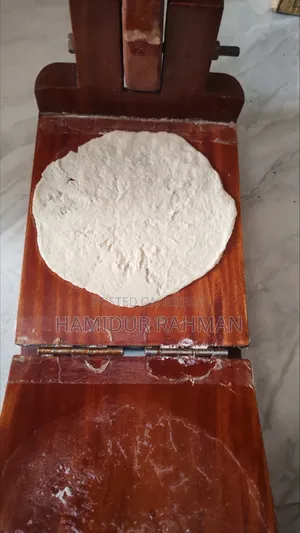 Wooden Ruti Maker (Fresh Condition) | Size: 10×8.5 Inch