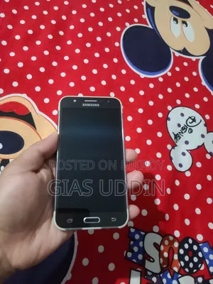 Samsung Galaxy J5 8 GB Black