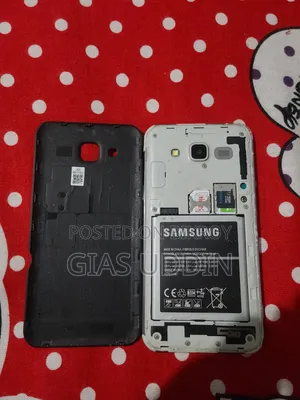 Samsung Galaxy J5 8 GB Black