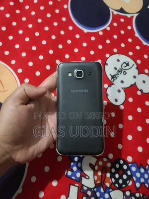 Samsung Galaxy J5 8 GB Black