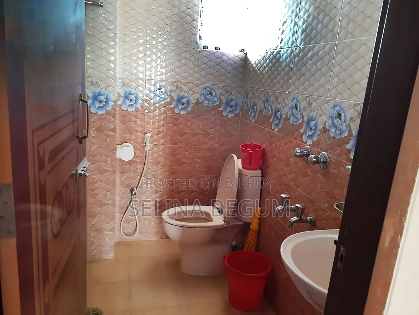2-Bedroom Apartment in 𝐑𝐒 𝐓𝐎𝐖𝐄𝐑, 60 Feet Road for Rent