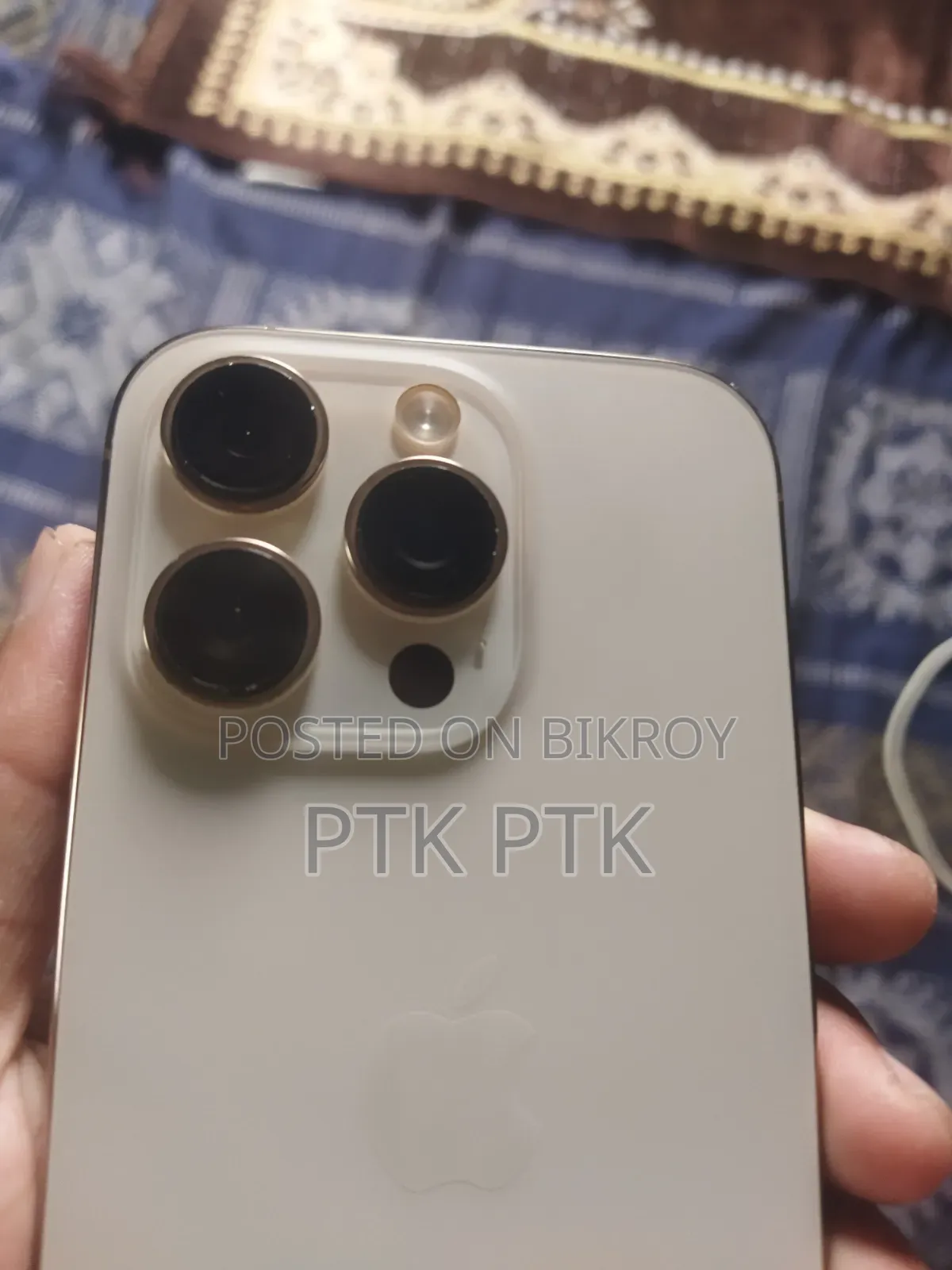 অ্যাপল আইফোন ১৬ প্রো ২৫৬ জিবি গোল্ড