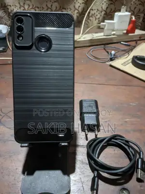 Symphony Z33 32 GB Black