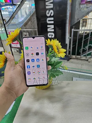 Oppo F17 128 GB Orange