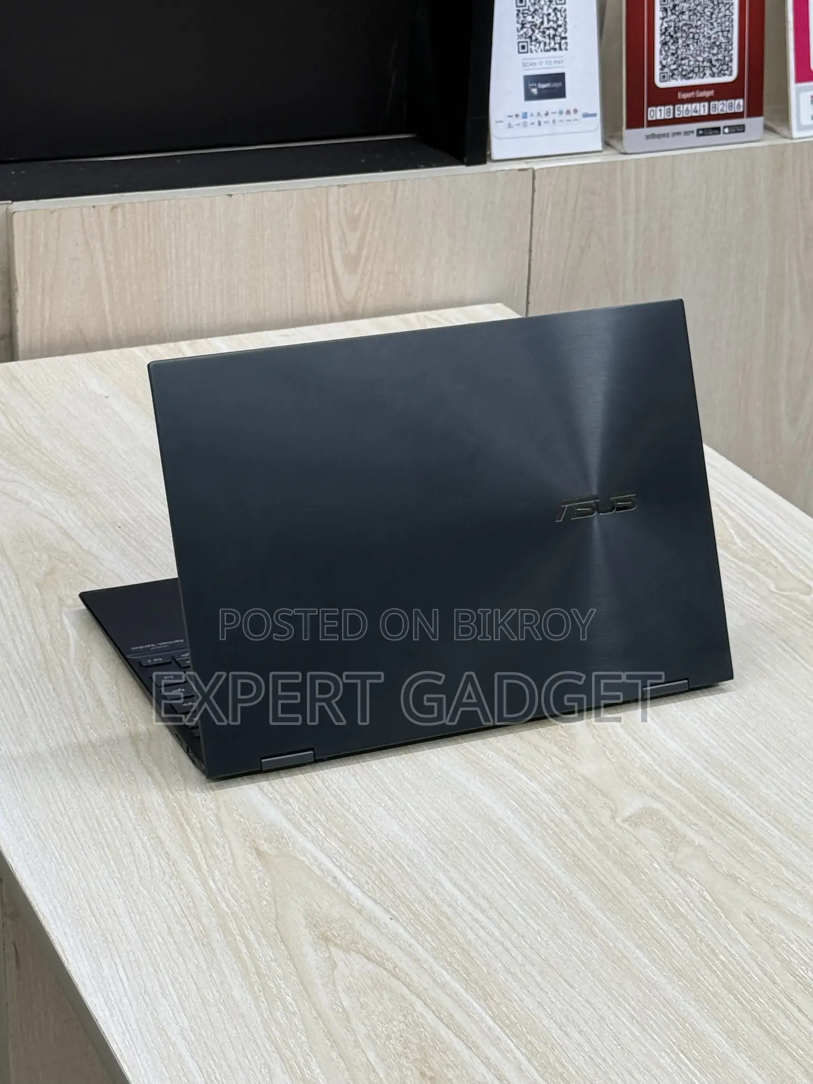 Laptop Asus ZenBook 13 UX331UN 16GB Intel Core I7 SSD 1T