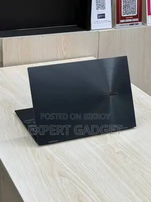 Laptop Asus ZenBook 13 UX331UN 16GB Intel Core I7 SSD 1T