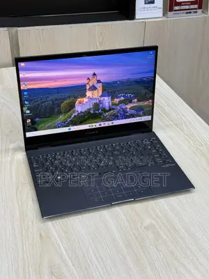 Laptop Asus ZenBook 13 UX331UN 16GB Intel Core i7 SSD 1T