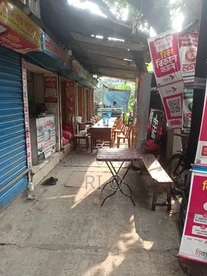 ফার্মেসি ভাড়া হবে