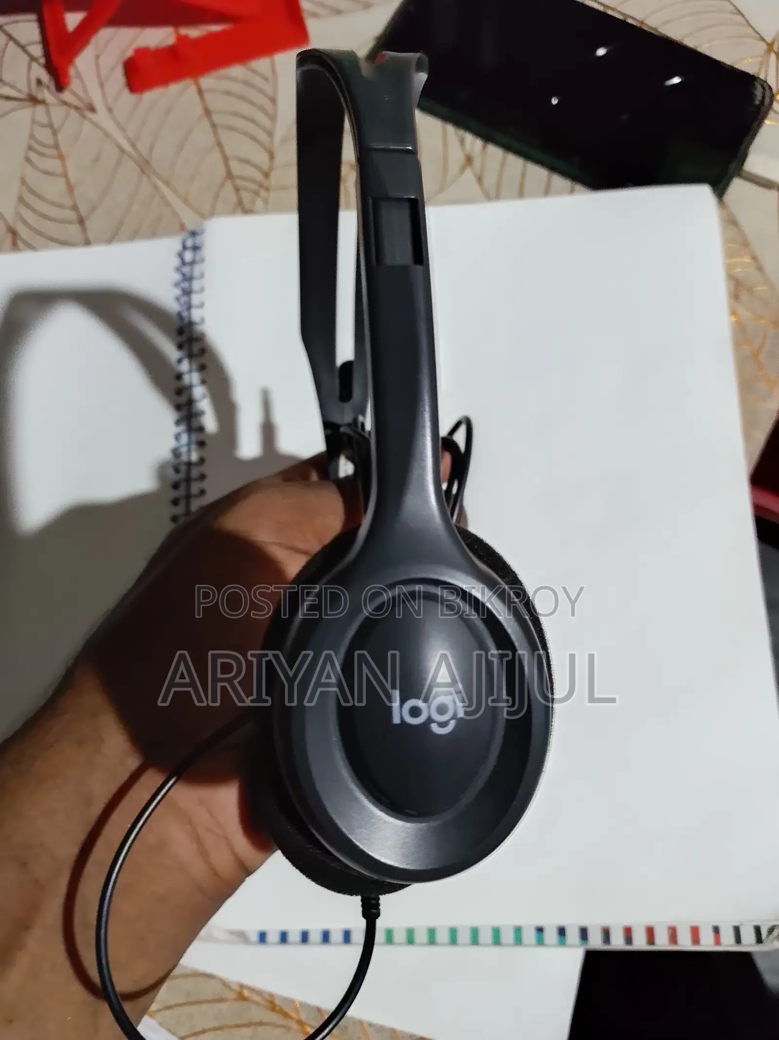 Aptech এর কিবোর্ড, Logitech এর হেডফোন এবং A4tech Er Mouse