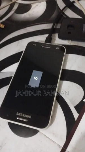 Samsung Galaxy J2 8 GB Black