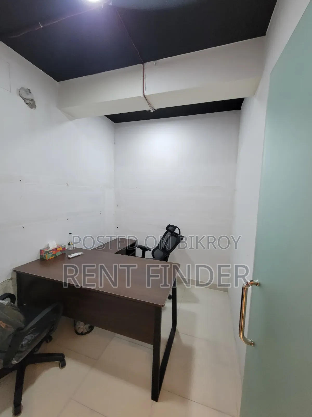 Fully Furnished Office Space