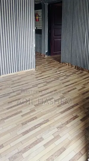 রুফটপ অফিস/রেস্টুরেন্ট