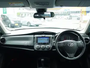 Toyota Axio 2021 Pearl