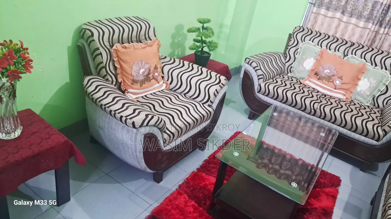 একটি সোফা সেট বিক্রি হবে