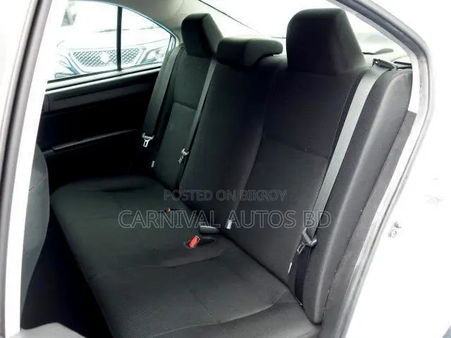Toyota Axio 2021 Pearl