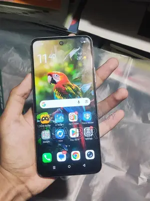 Infinix Hot 60i 128 GB Silver