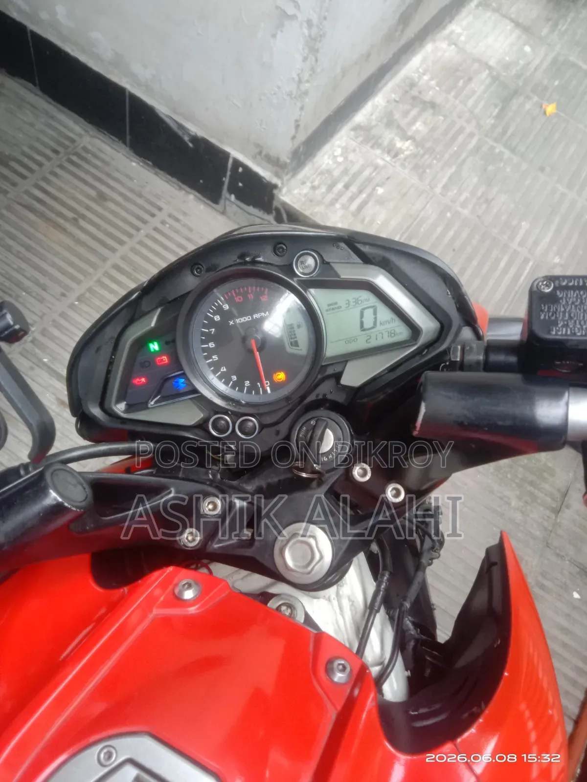 Bajaj Pulsar NS 160 2021 Red