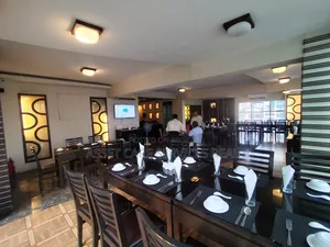 2850-SQFT Furnished Restaurant Commercial Space Rent Banani Road-11