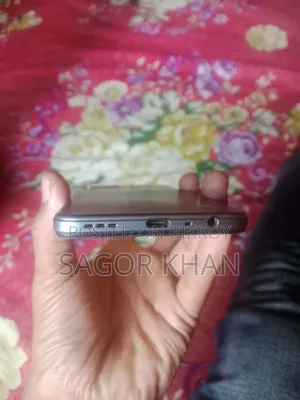 Oppo F17 128 GB Black