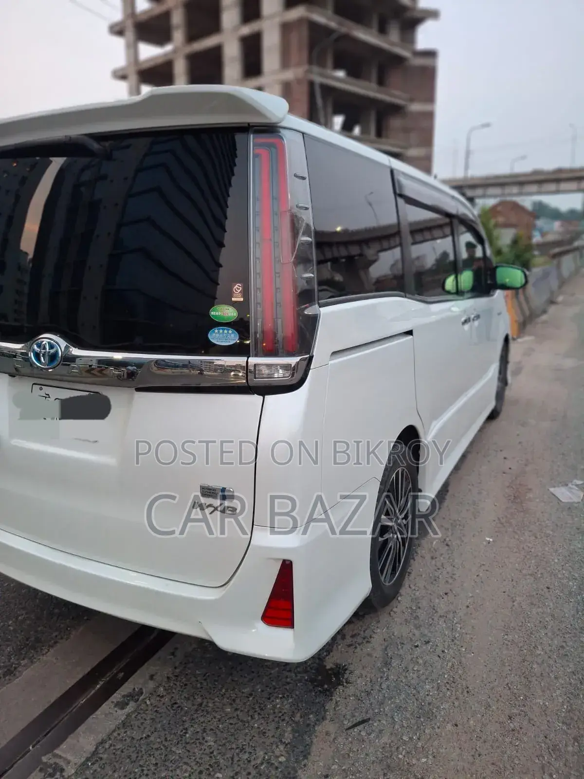 Toyota Noah 2018 Pearl