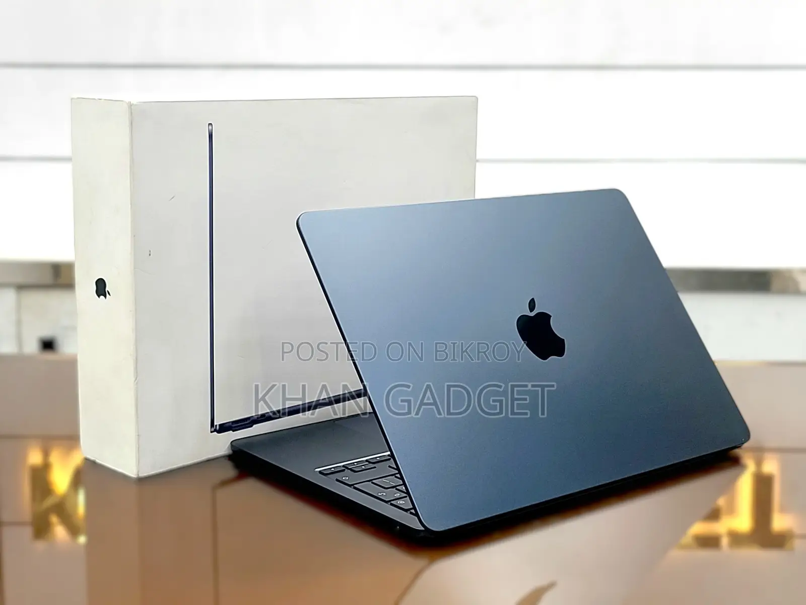 Laptop Apple MacBook Air 2024 M3 8GB Apple M3 SSD 256GB
