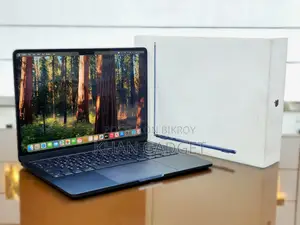 Laptop Apple MacBook Air 2024 M3 8GB Apple M3 SSD 256GB
