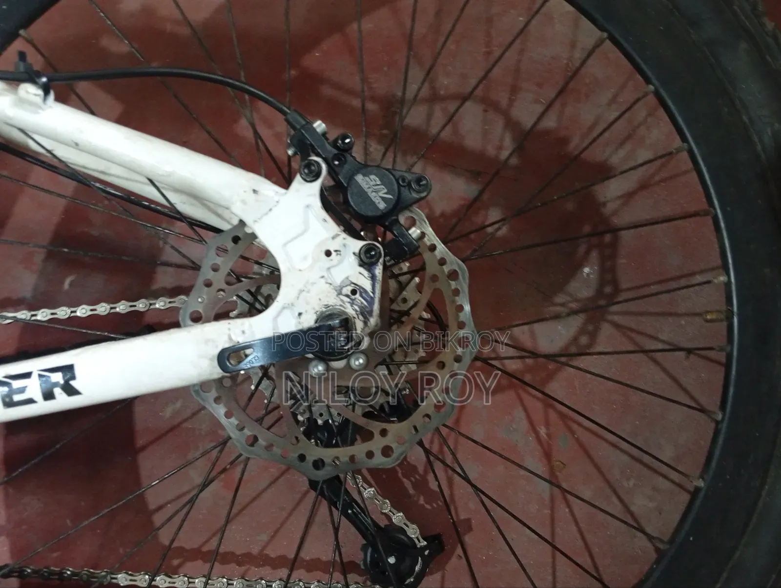 2 Oil Brake, 2 Rotors, 1 Chain Derailleur, 1 Footpack, 1 Single Pedal