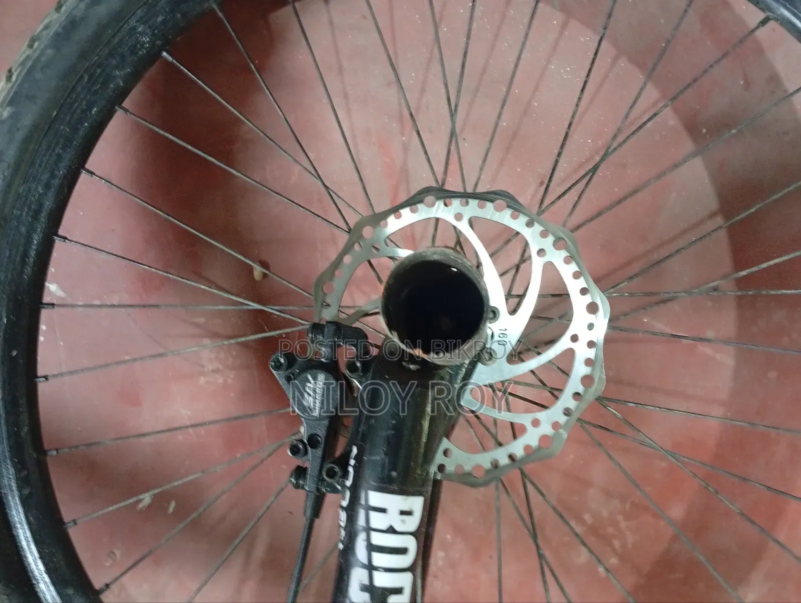 2 Oil Brake, 2 Rotors, 1 Chain Derailleur, 1 Footpack, 1 Single Pedal
