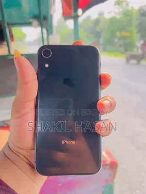 অ্যাপল আইফোন এক্সআর ৬৪ জিবি কালো