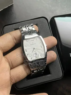 ভিনটেজ রোমানসন সুইস মেড পুরুষদের ঘড়ি